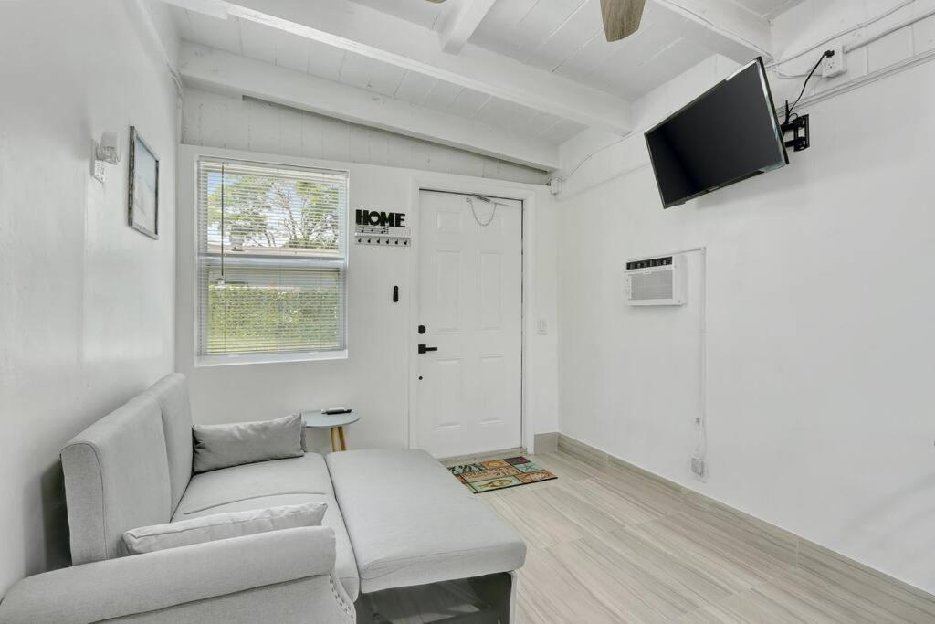Charming 1Br Hideaway In פורט לודרדייל מראה חיצוני תמונה